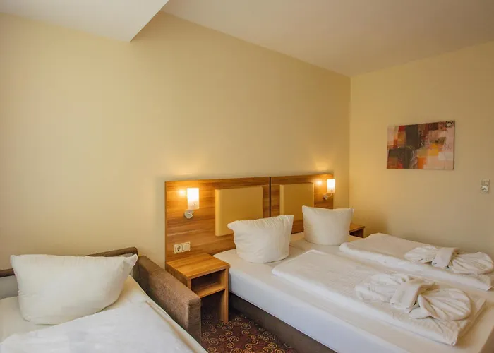 Ferien Rennsteigblick 酒店 腓特烈罗达